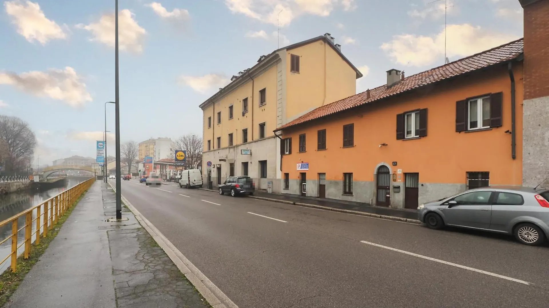 Apartament Primopiano - Chiesa Rossa Mediolan
